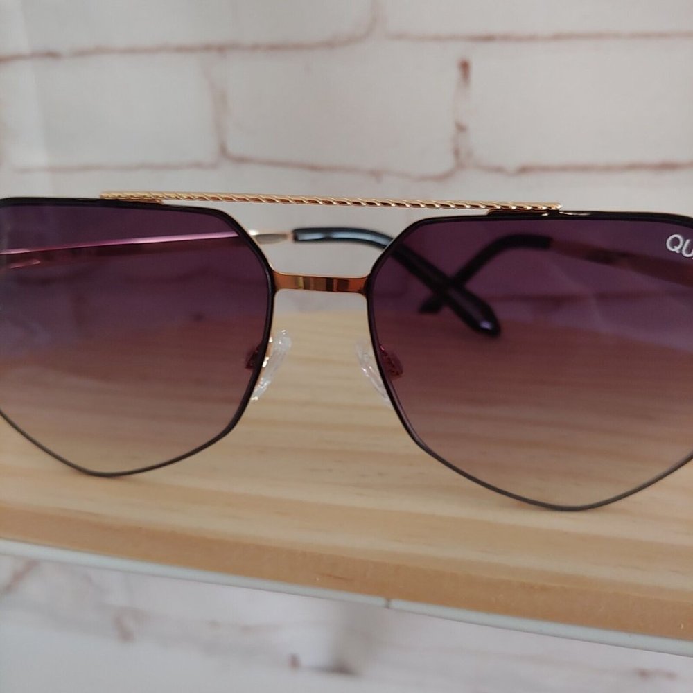 Quay Australia Know Your Angles Sunglasses Sunnies Black Gold Smoke New - Picture 5 of 6